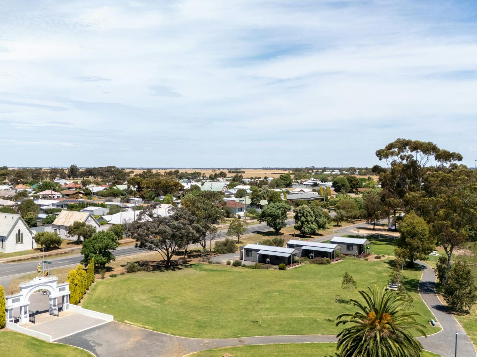 Murtoa cabins on Lake Marma
