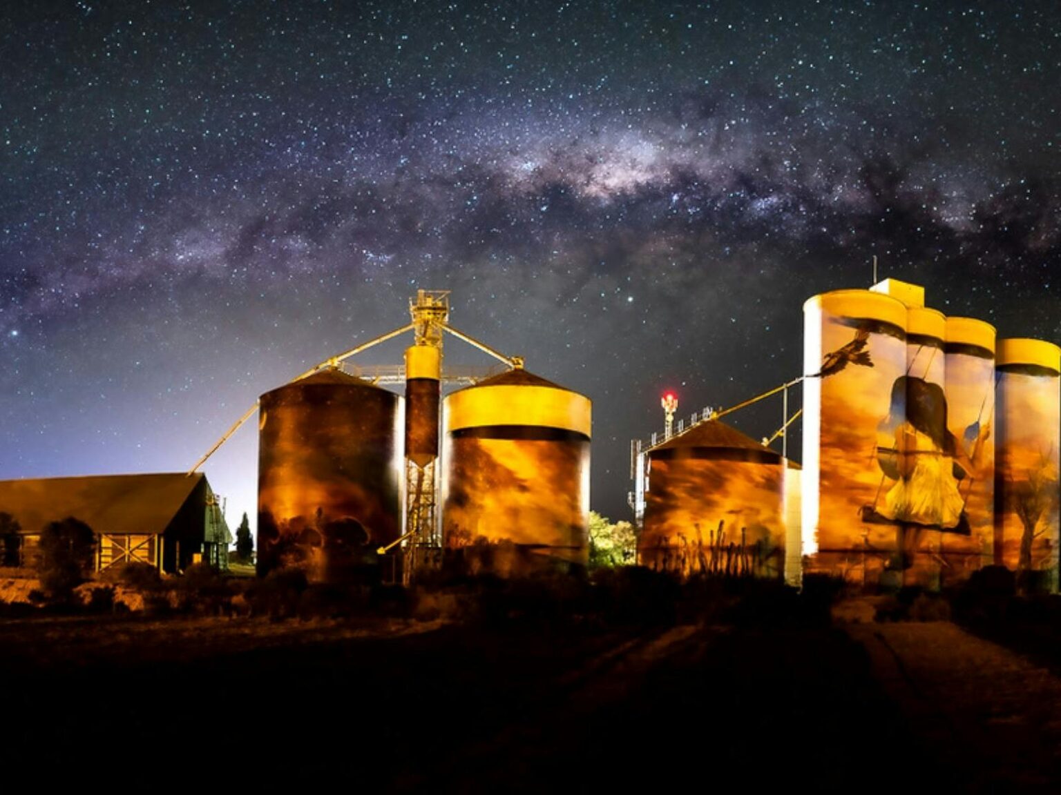 The Graincorp Silos at Sea Lake by night