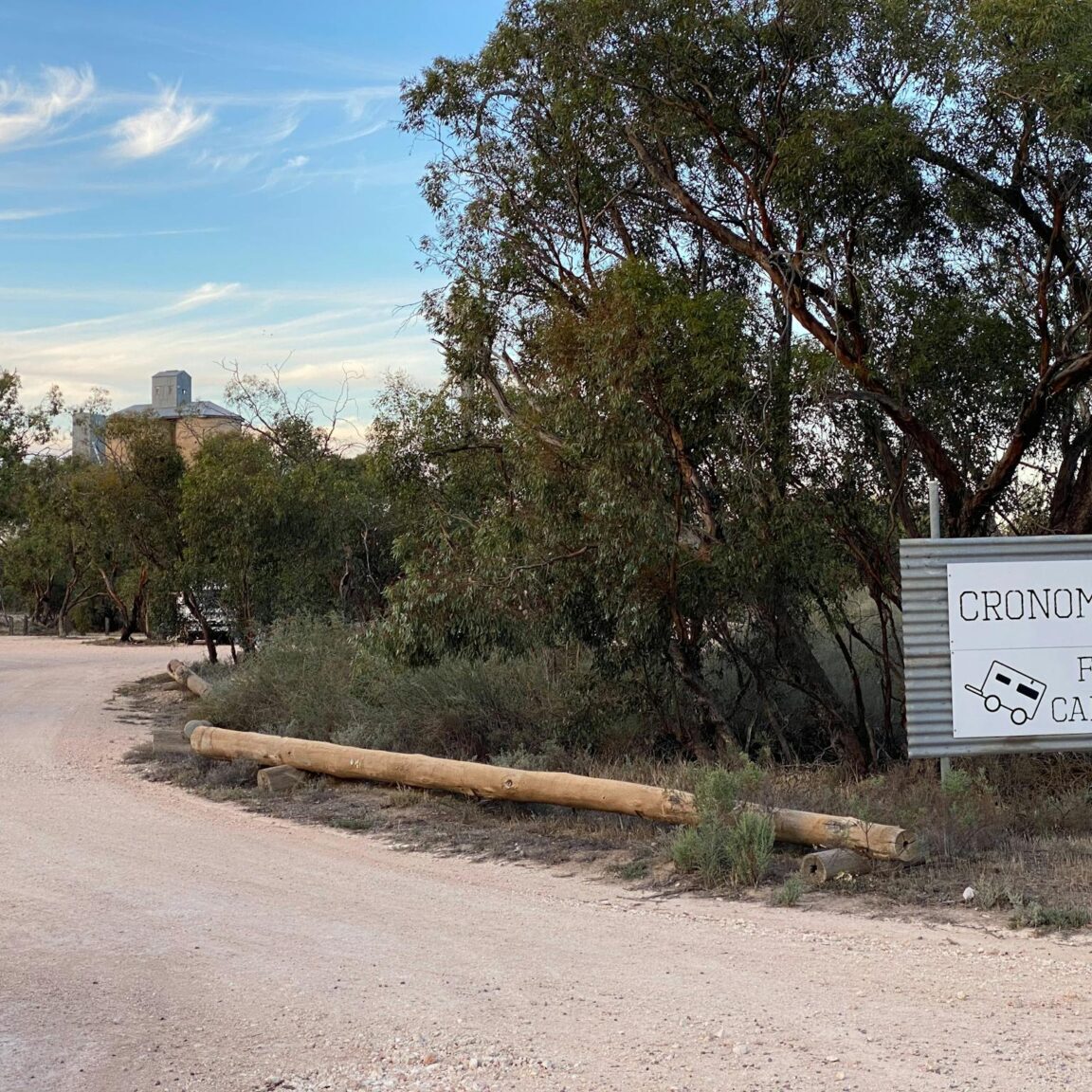 Cronomby Tanks Rd Entrance