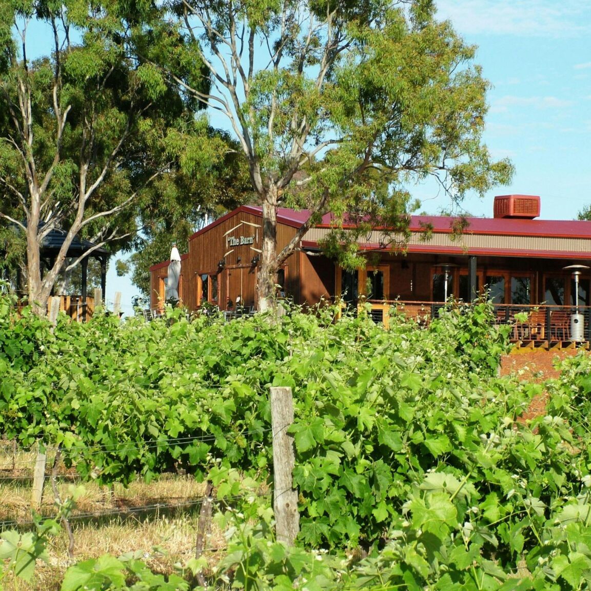 Barangaroo Boutique Wines - The Barn cellar door and function centre